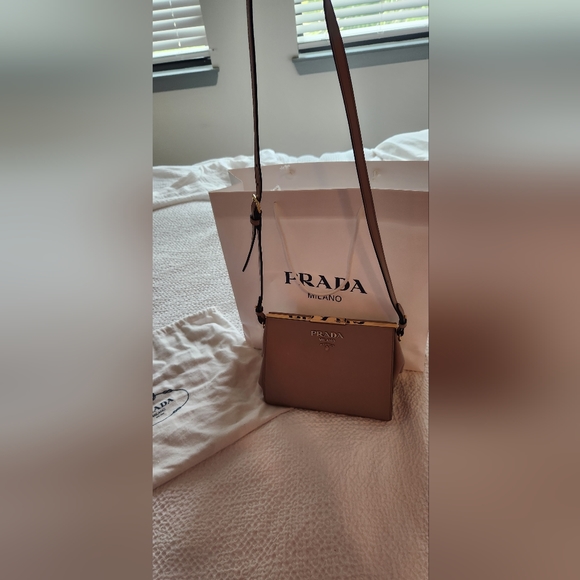 Prada Bag - Picture 11 of 15
